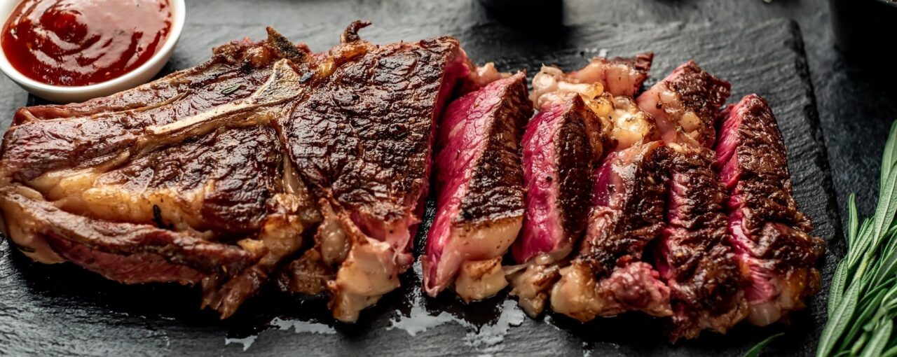 Cowboy Steak: marmoreio, maciez e suculência em um só lugar.