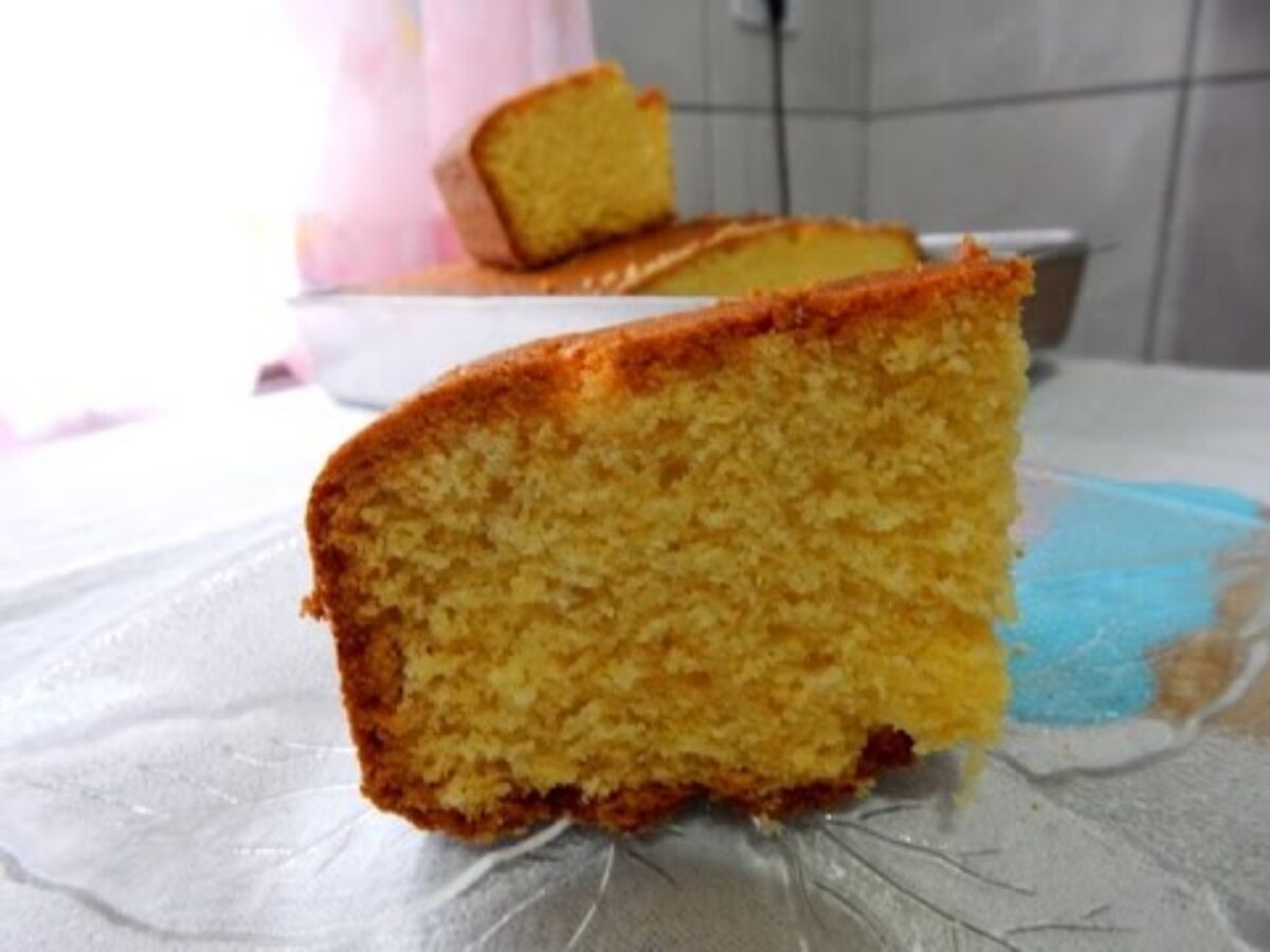 Bolo de Fubá com 3 Ingredientes – NaColher